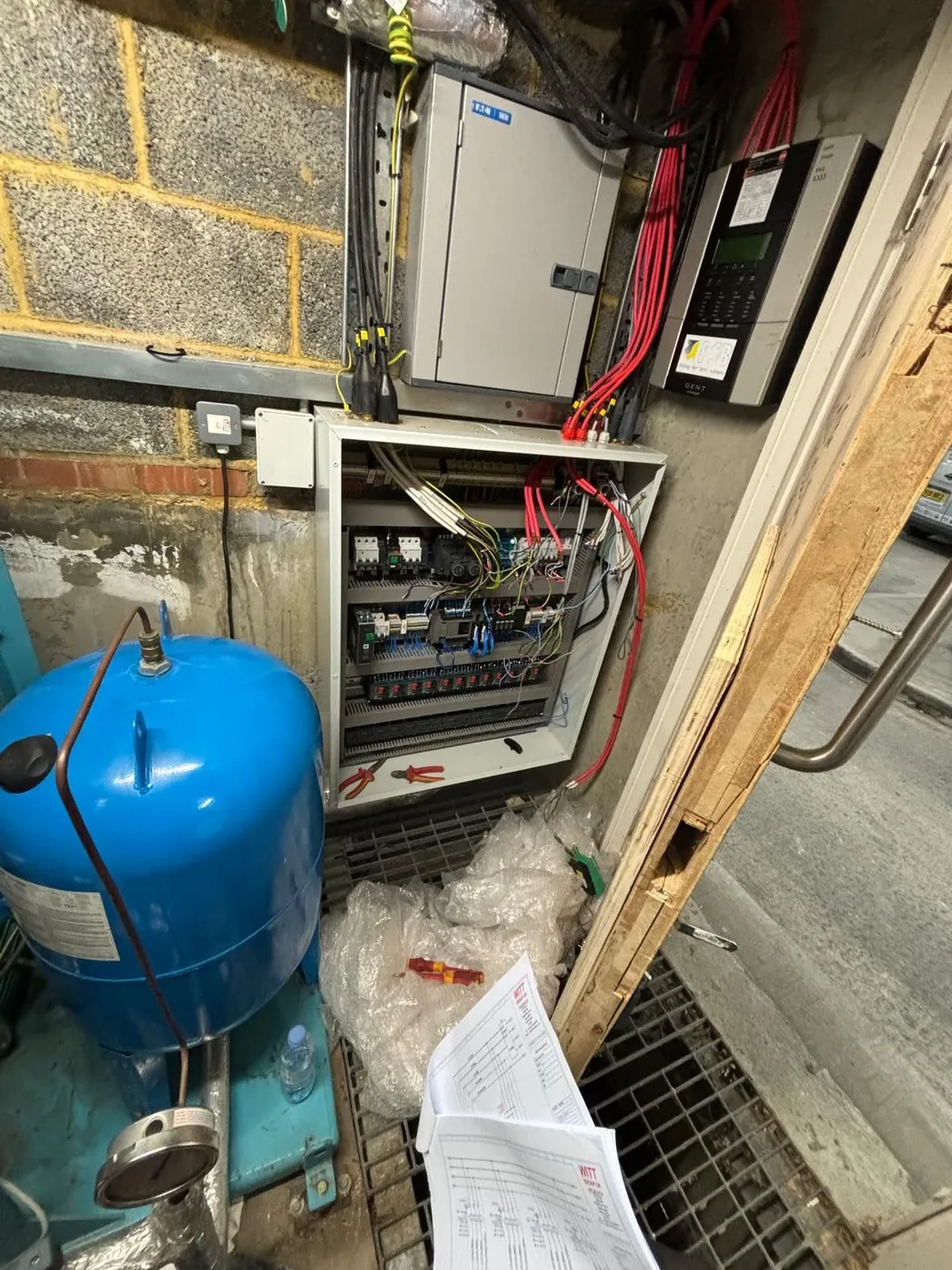 Smoke-vent control panel replacement in an apartment car park (2)