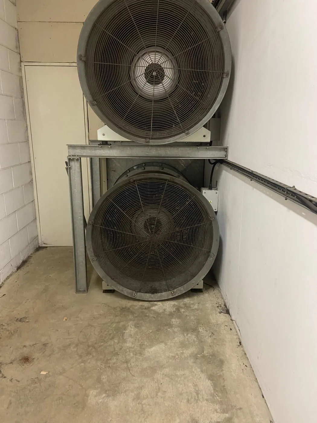 Smoke-Extract Fan Motor Replacement in Stratford, London